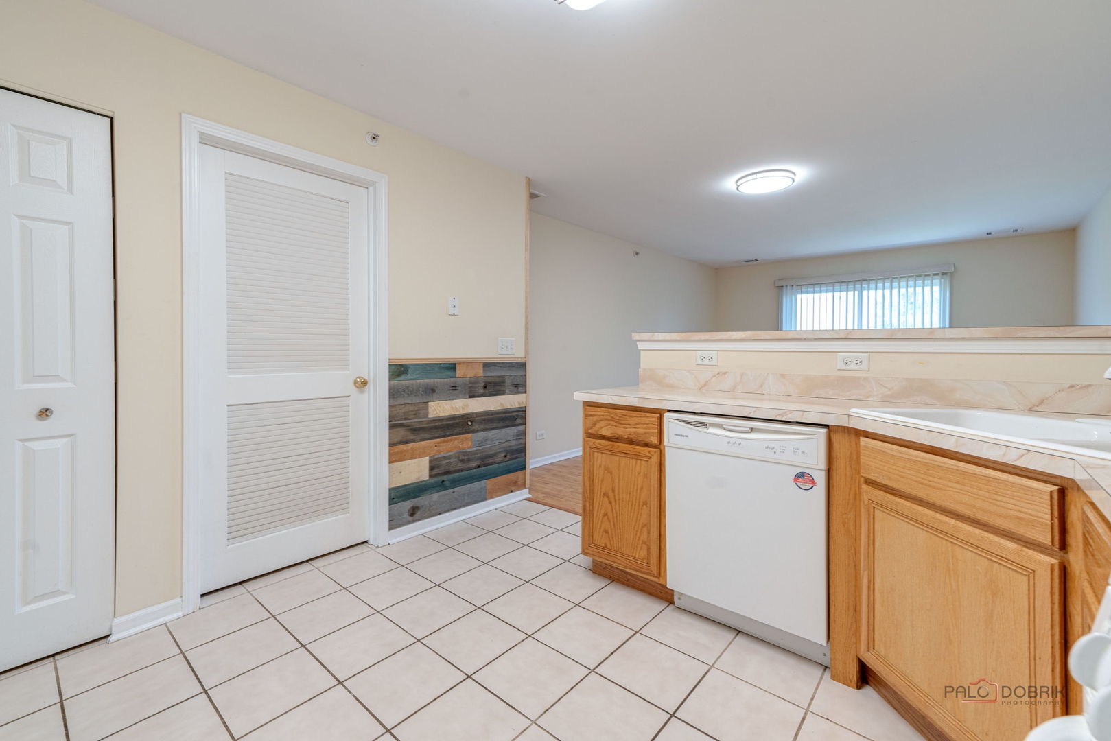 1002 Kensington Drive Property Photo 15