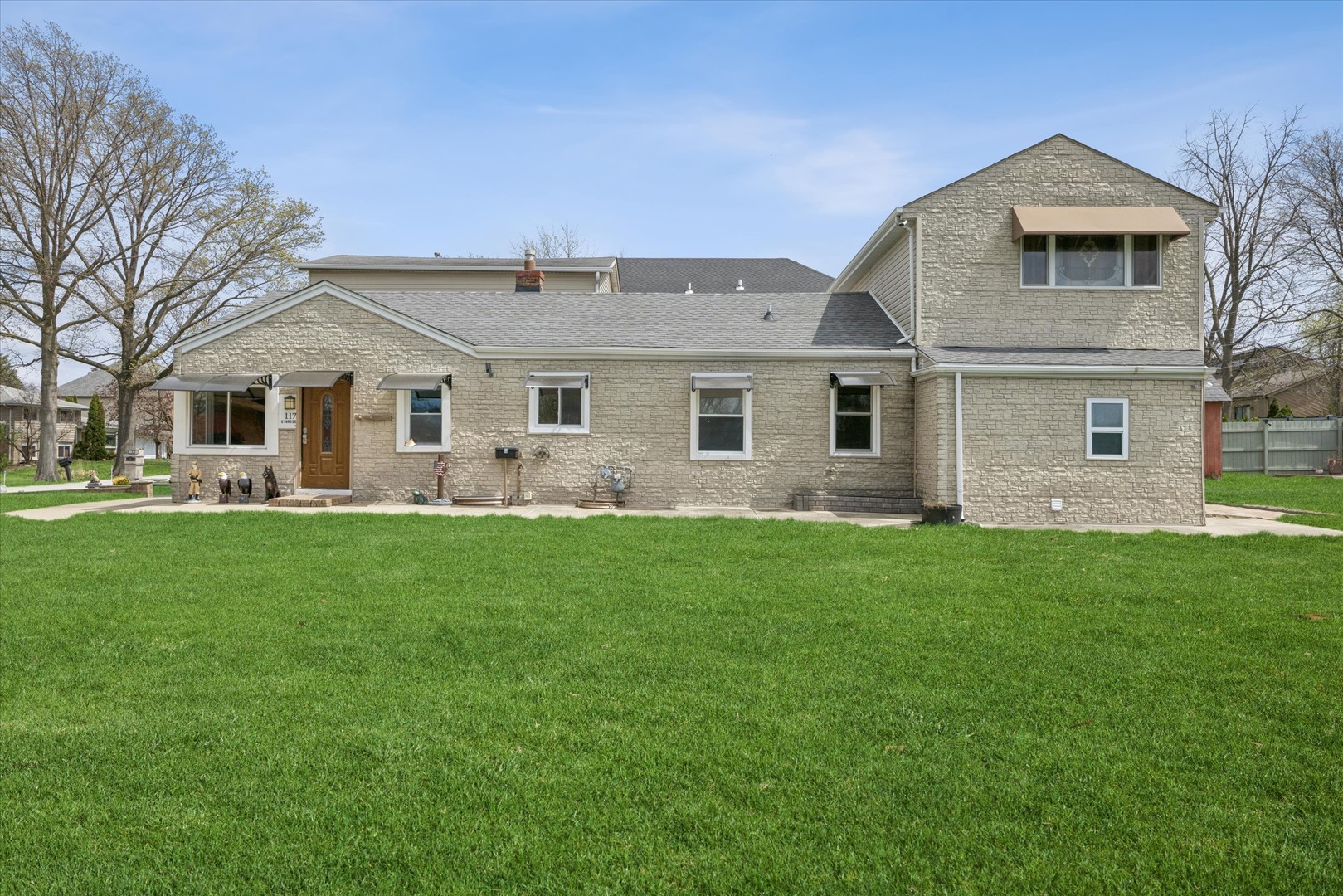 117 Sunrise Avenue Property Photo 1