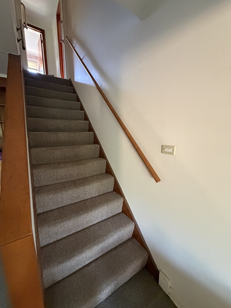 8130 45th Place Property Photo 6