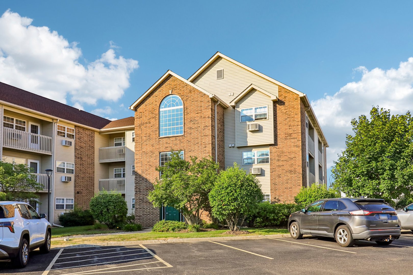 400 Cunat Boulevard 1g Property Photo 1