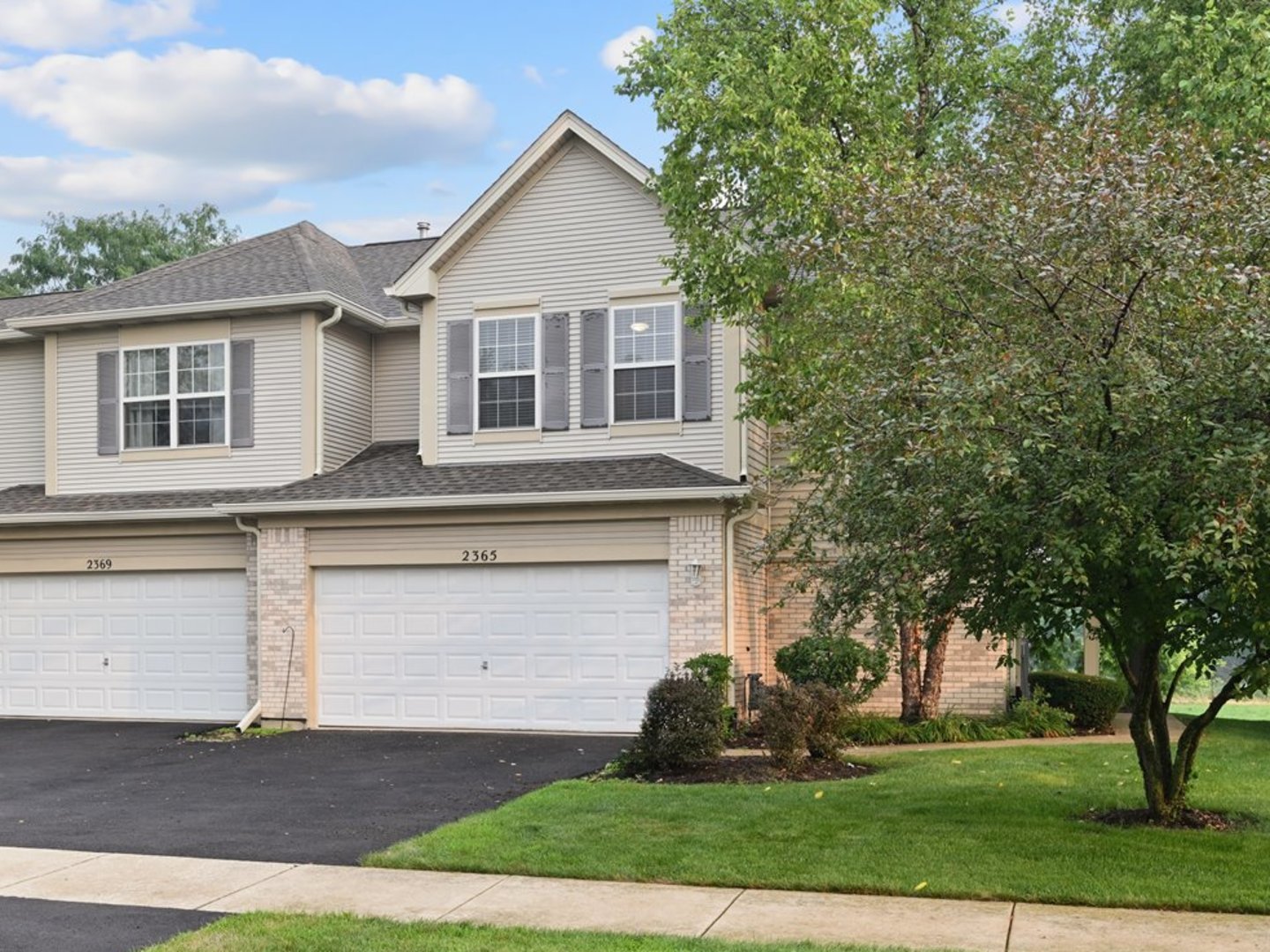 2365 Sunrise Circle Property Photo 1
