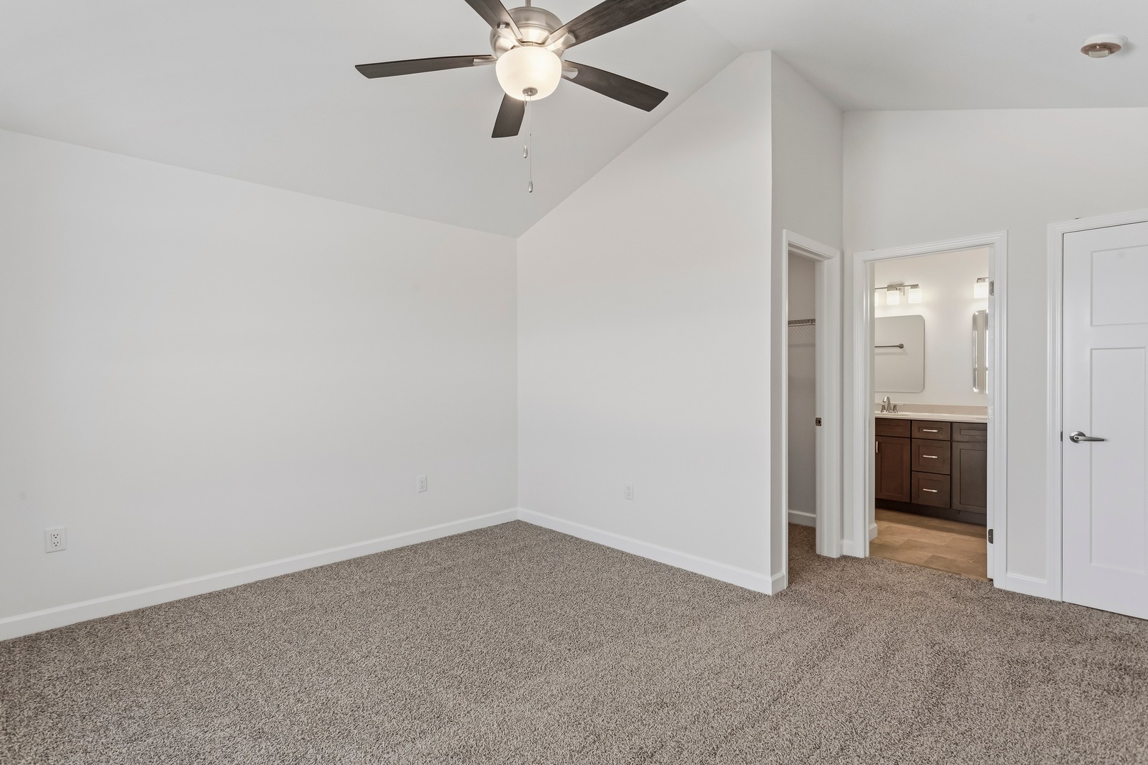 608 Patterson Drive 2 Property Photo 17