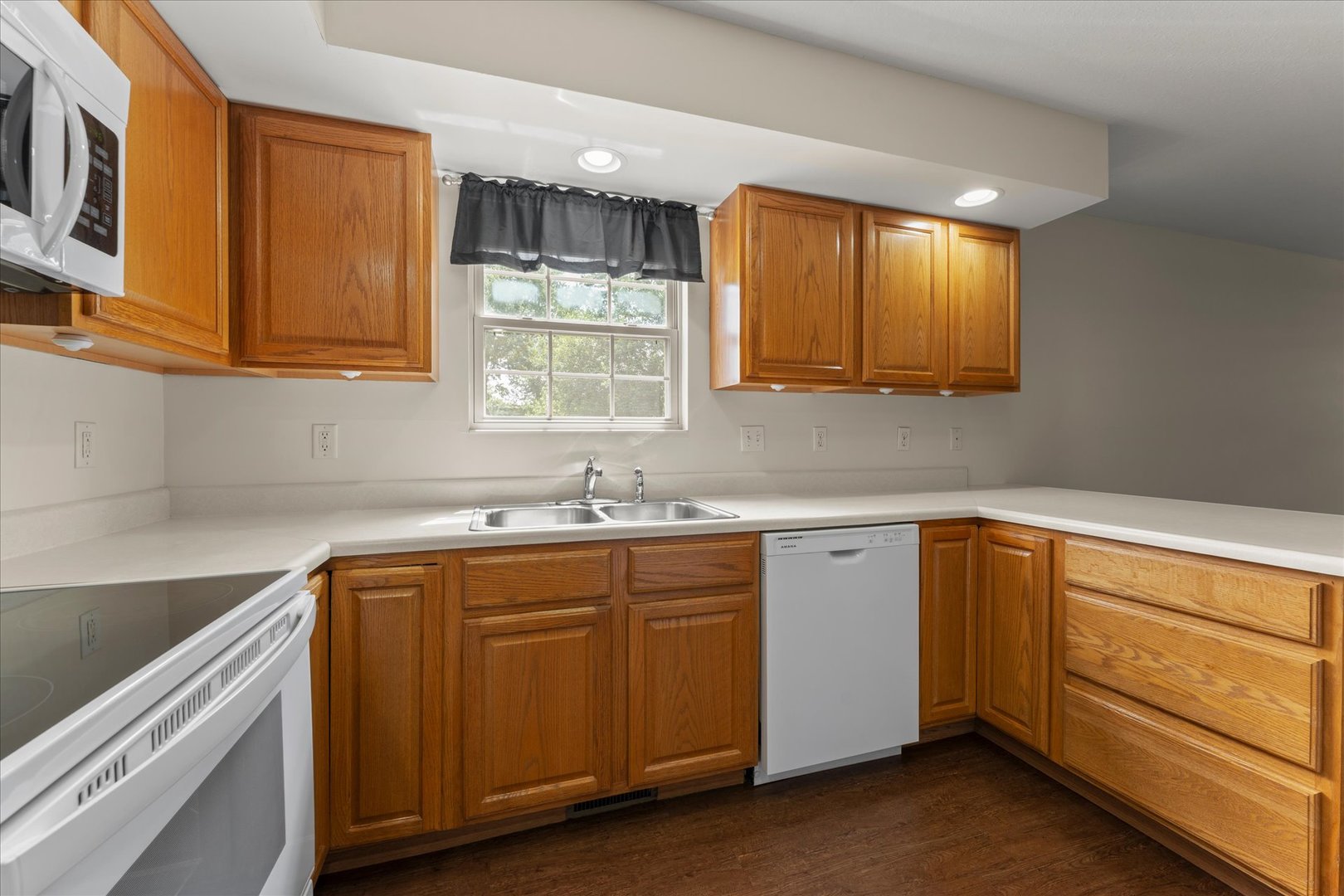 1203 Windwood Lane Property Photo 16