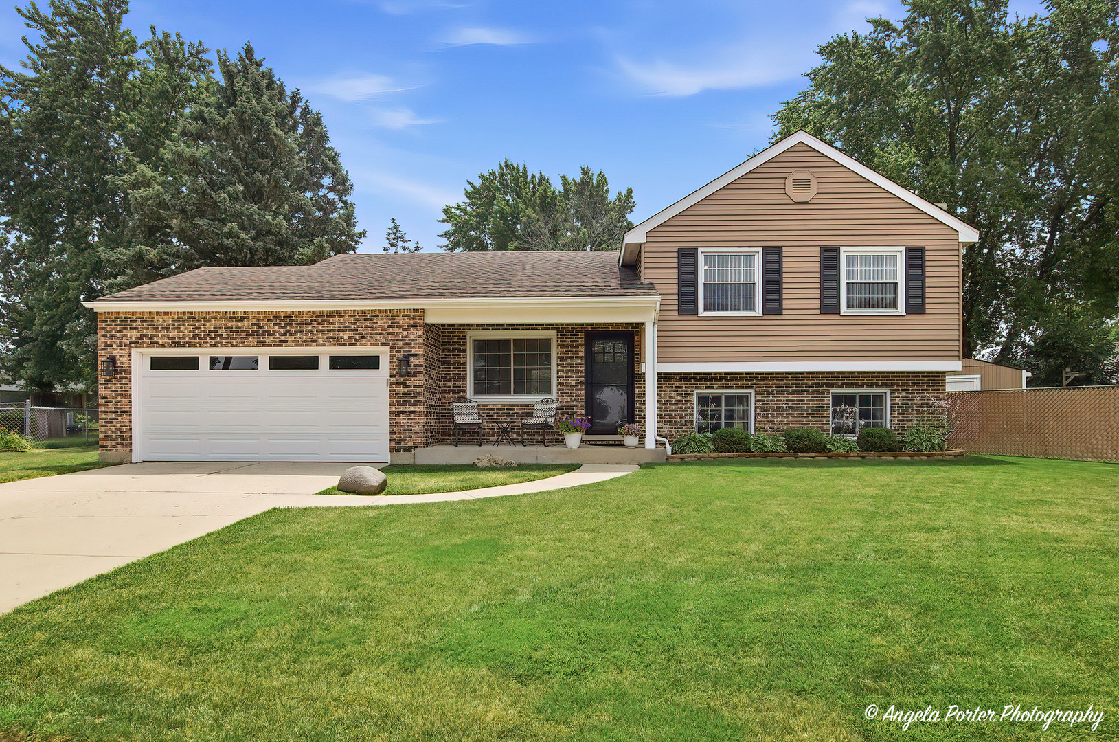 3611 W Drake Court Property Photo 1