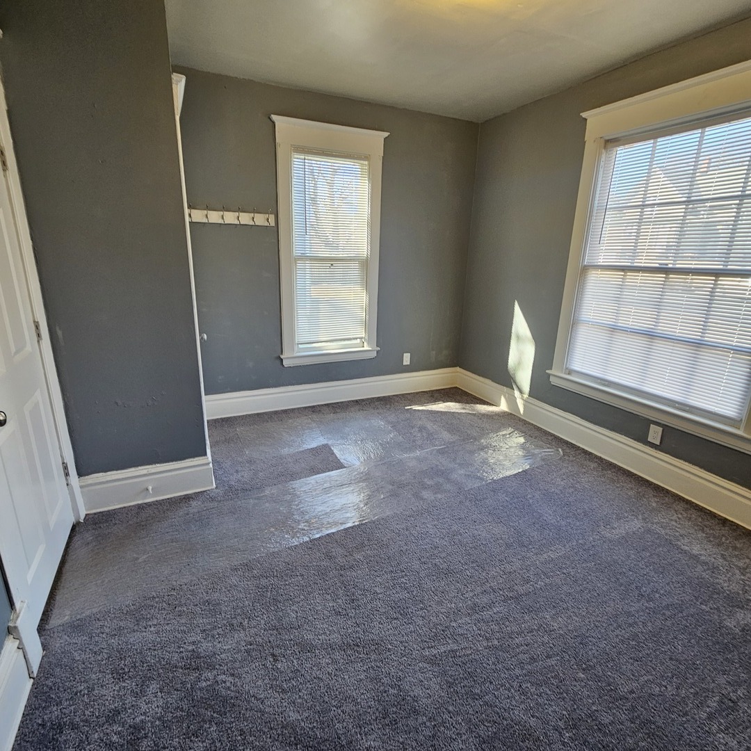 945 North Avenue Property Photo 10