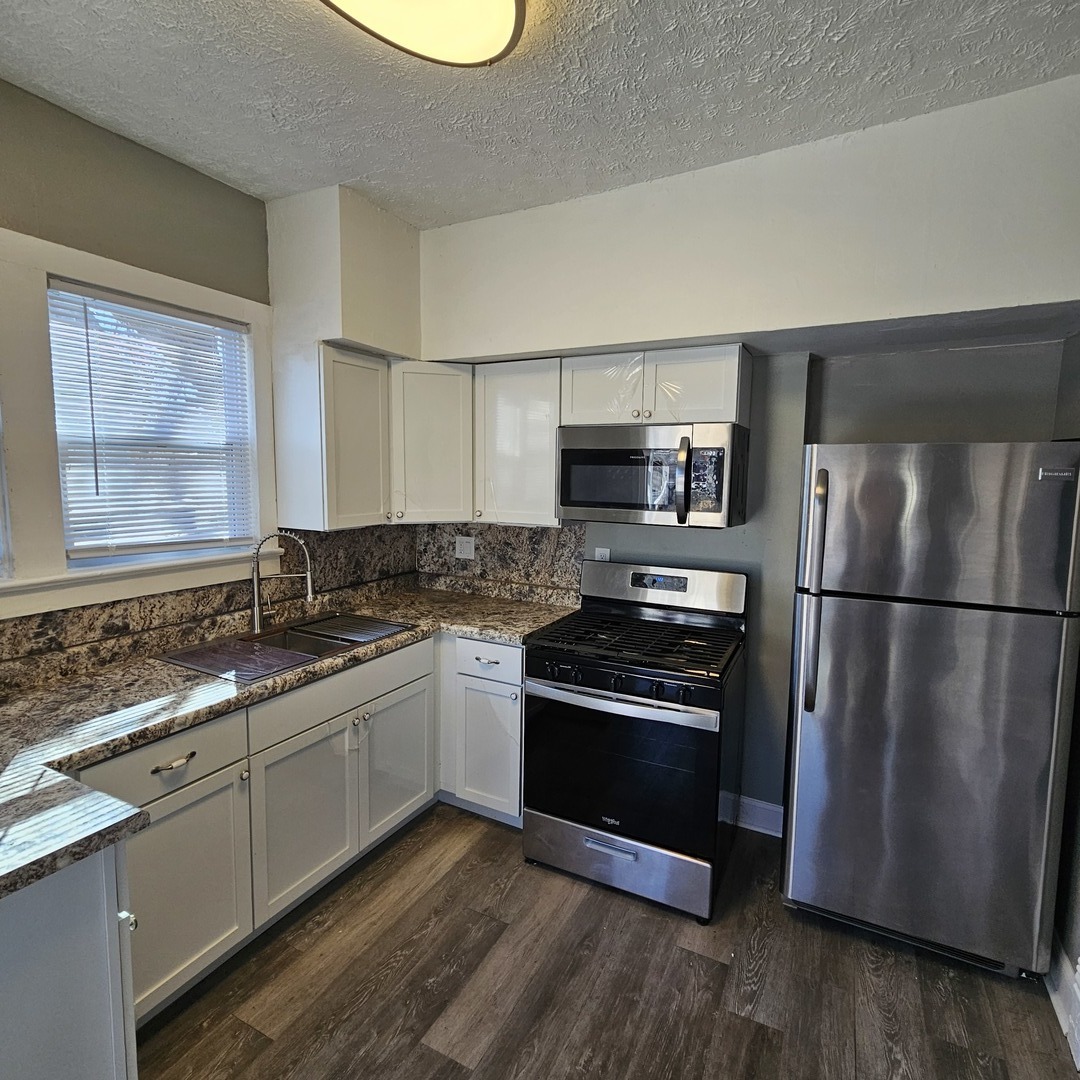 945 North Avenue Property Photo 12