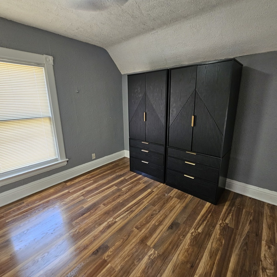 945 North Avenue Property Photo 15