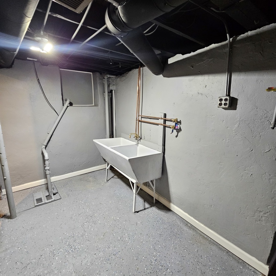945 North Avenue Property Photo 23
