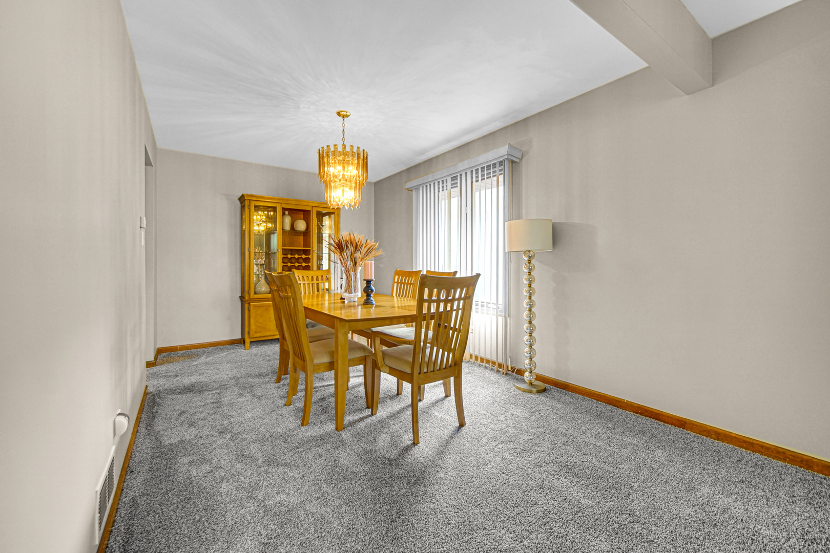 3024 200th Place Property Photo 5