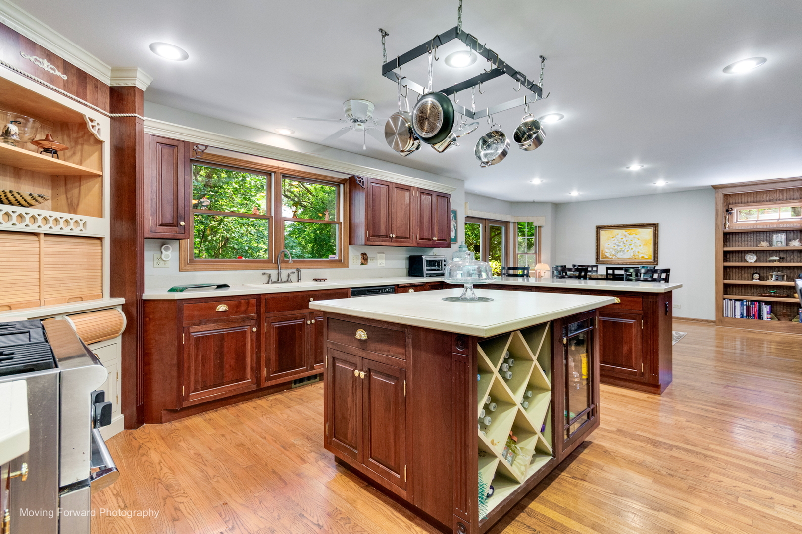 446 Roslyn Road Property Photo 11