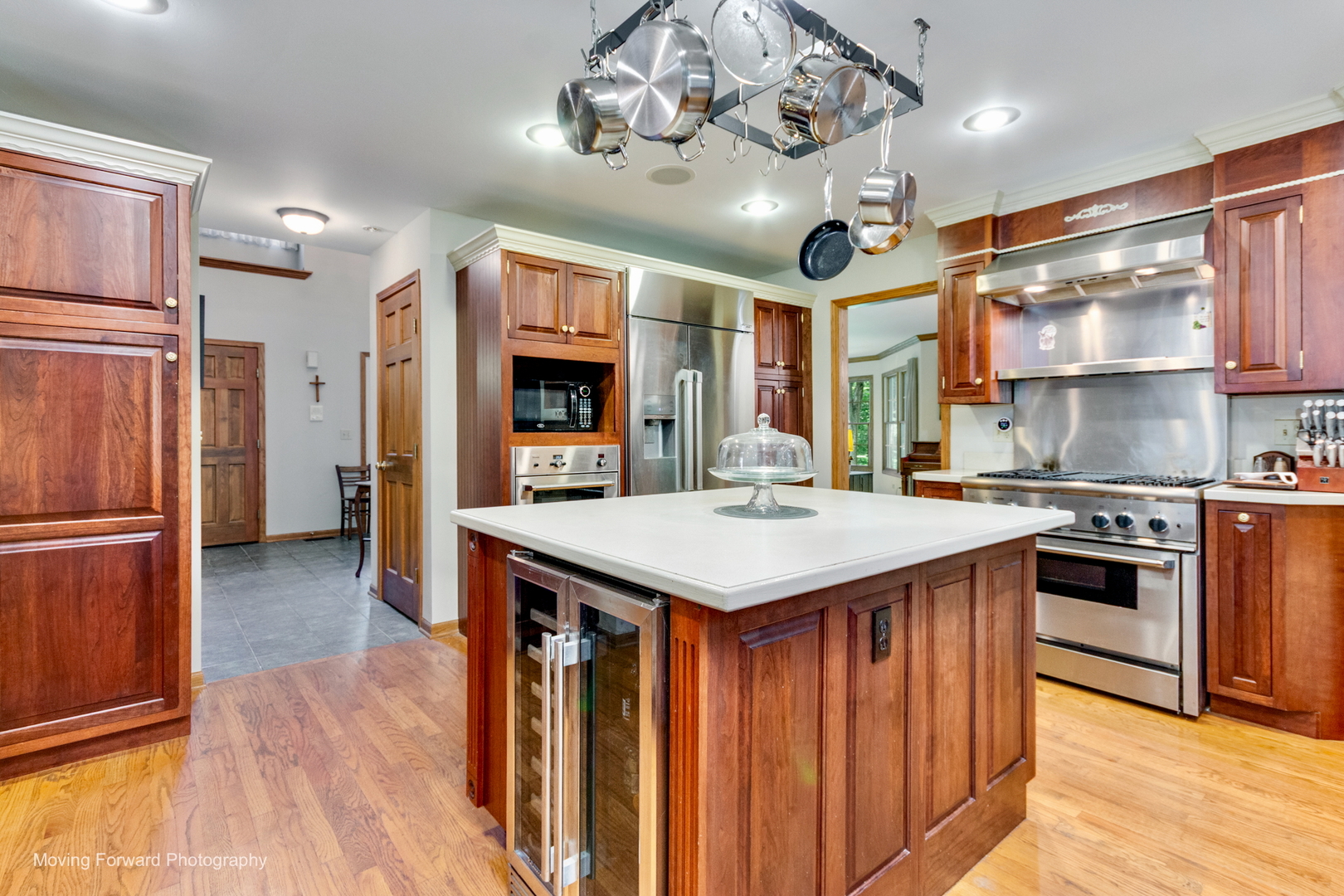 446 Roslyn Road Property Photo 12