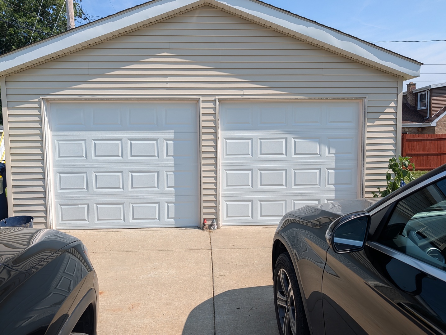 10754 Lyman Avenue Property Photo 2