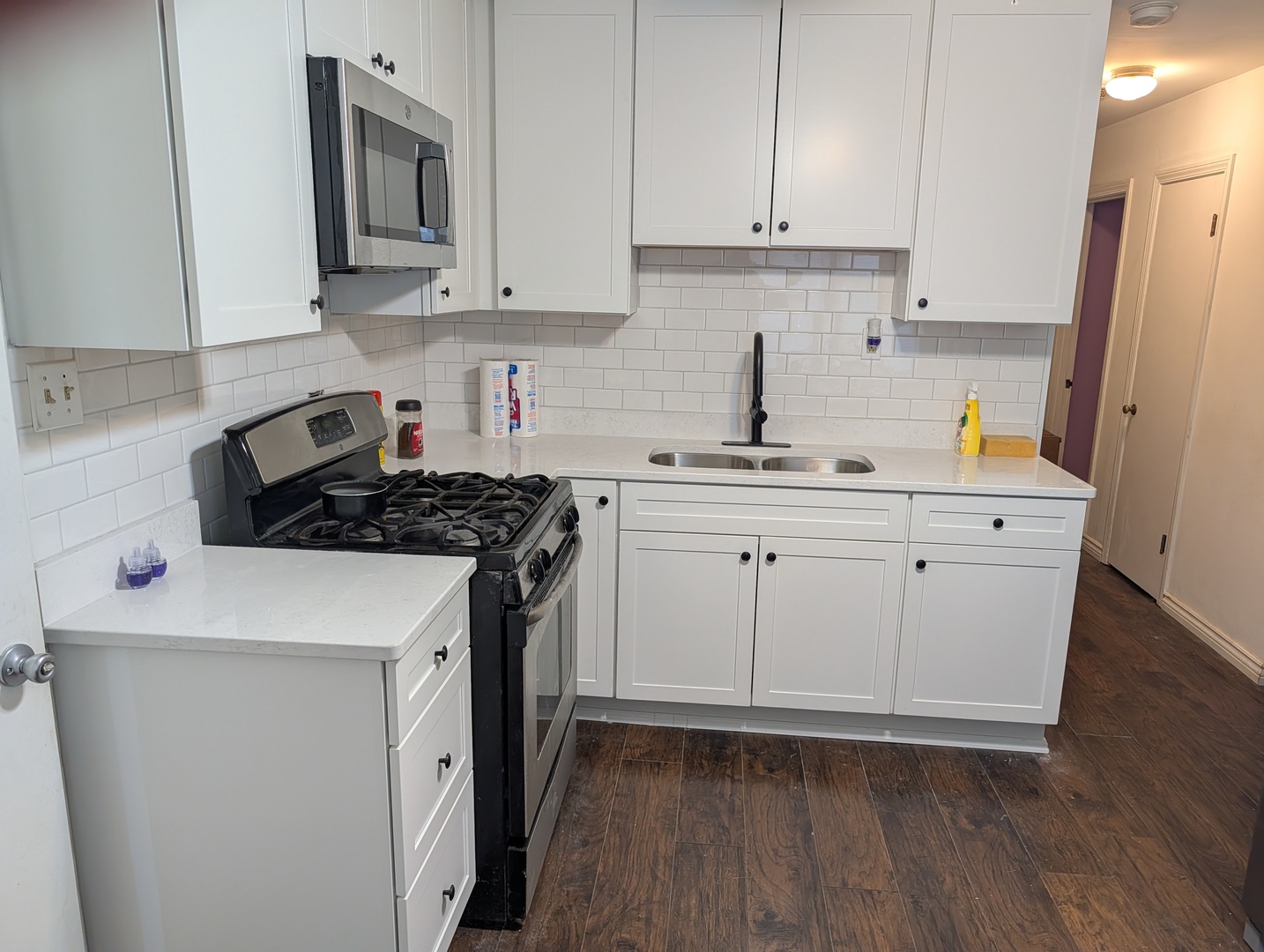 10754 Lyman Avenue Property Photo 8