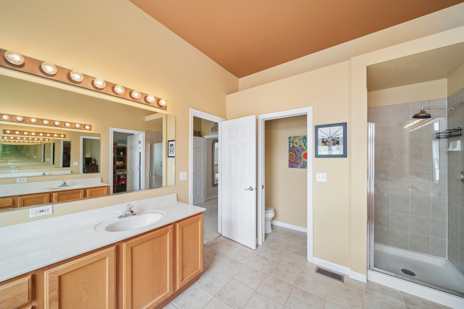 2975 Adamson Drive Property Photo 20