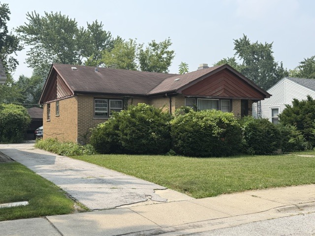 753 E 156th Place Property Photo 1