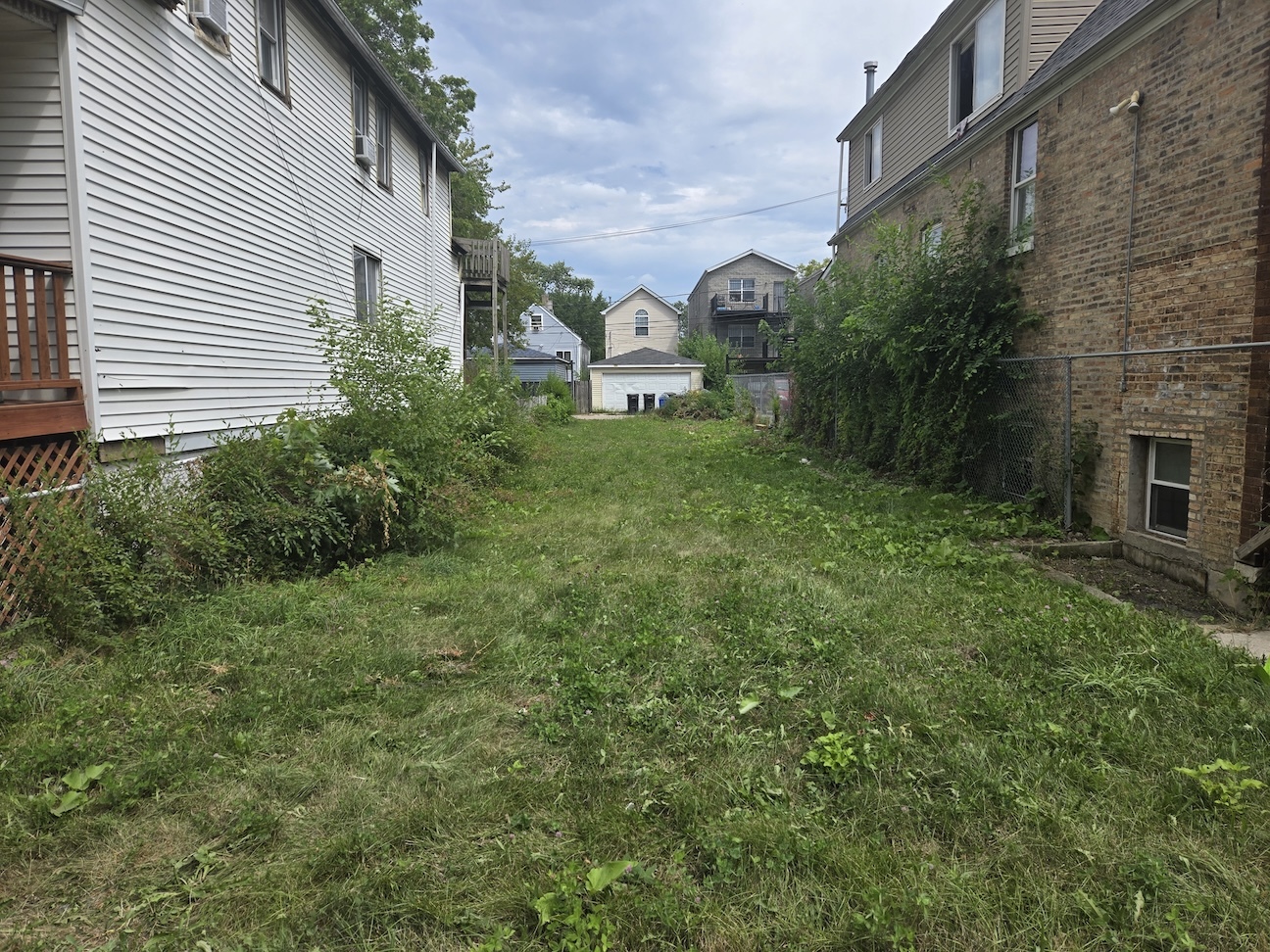 1245 S Kolin Avenue Property Photo 2