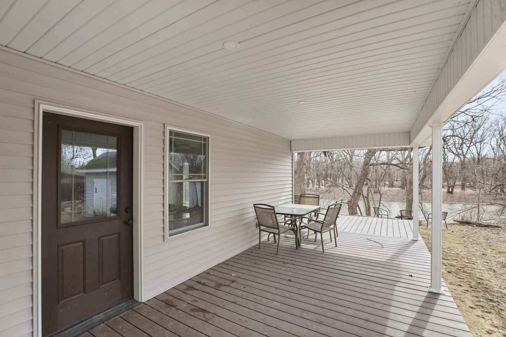 204 S Henry Street Property Photo 3