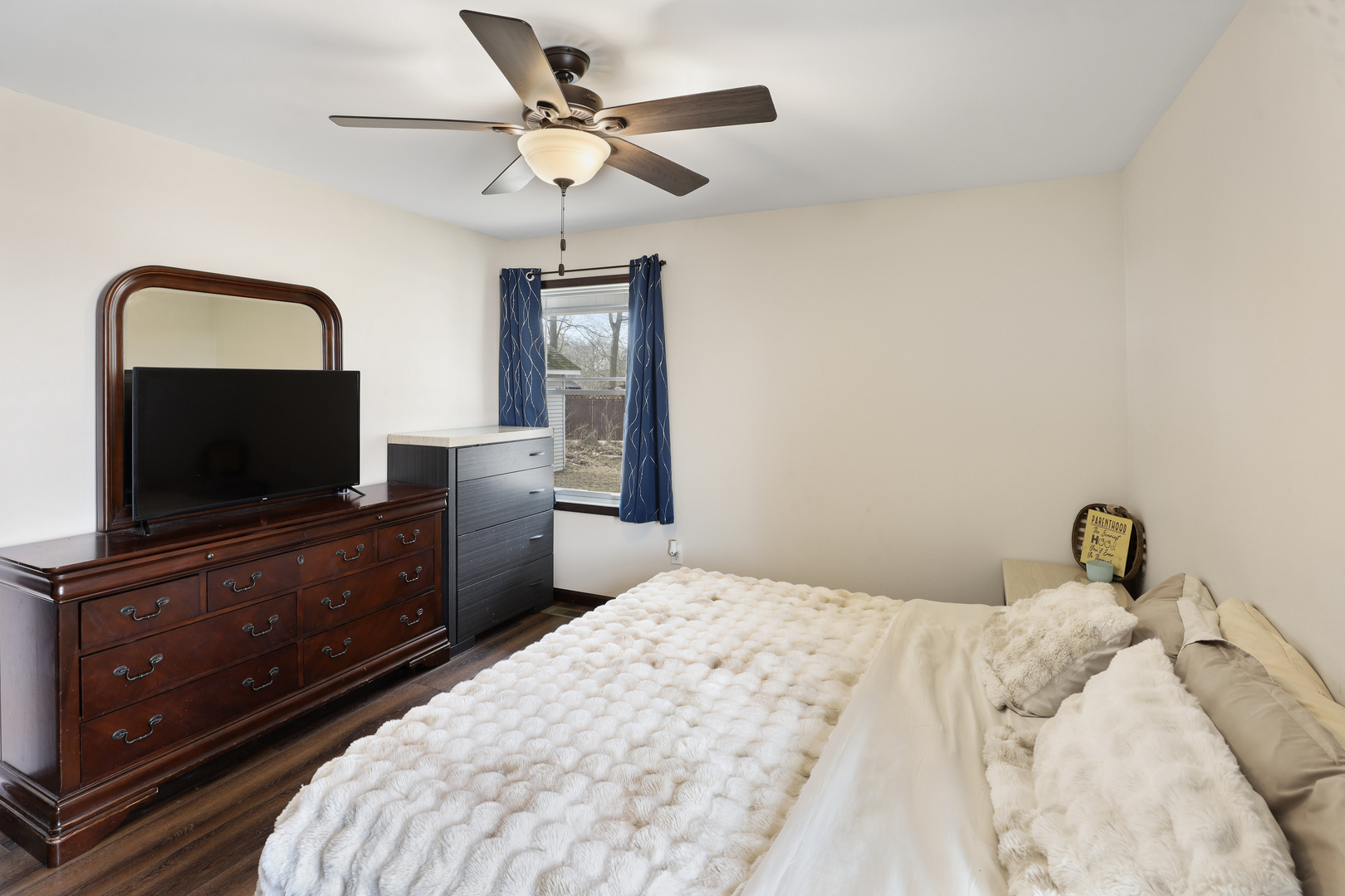 204 S Henry Street Property Photo 9