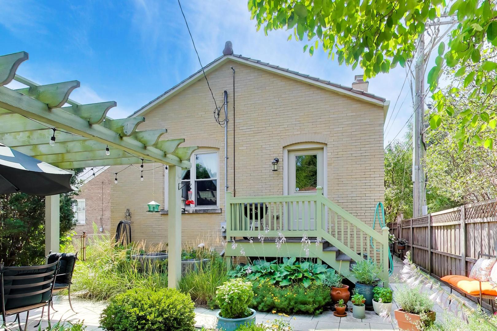 1211 Harvard Terrace Property Photo 29
