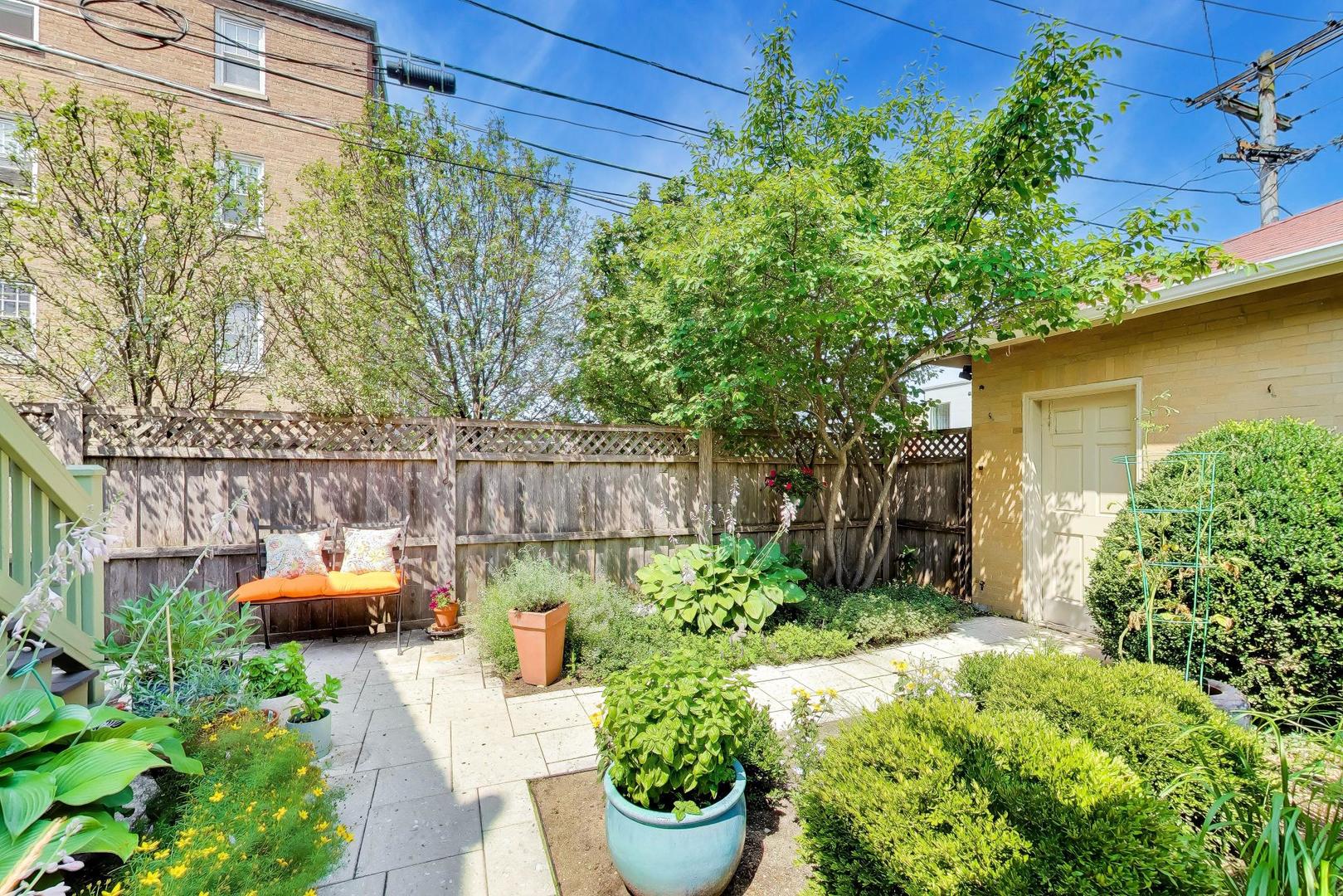 1211 Harvard Terrace Property Photo 33