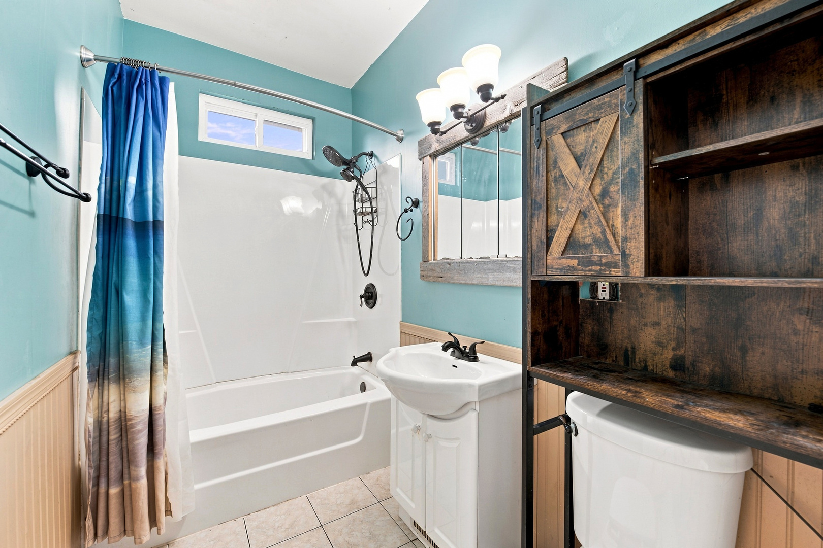 706 Campbell Street Property Photo 10