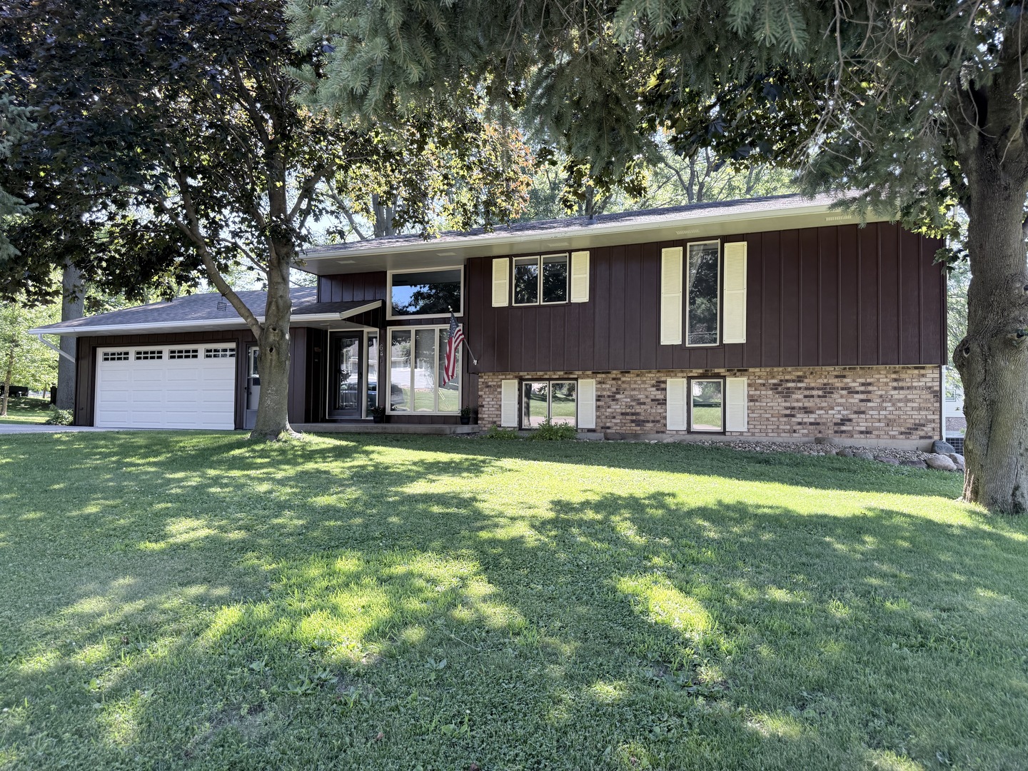64 S Bunker Hill Road Property Photo 1