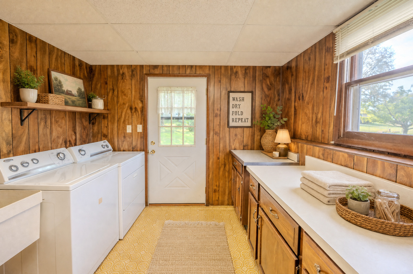 64 S Bunker Hill Road Property Photo 13