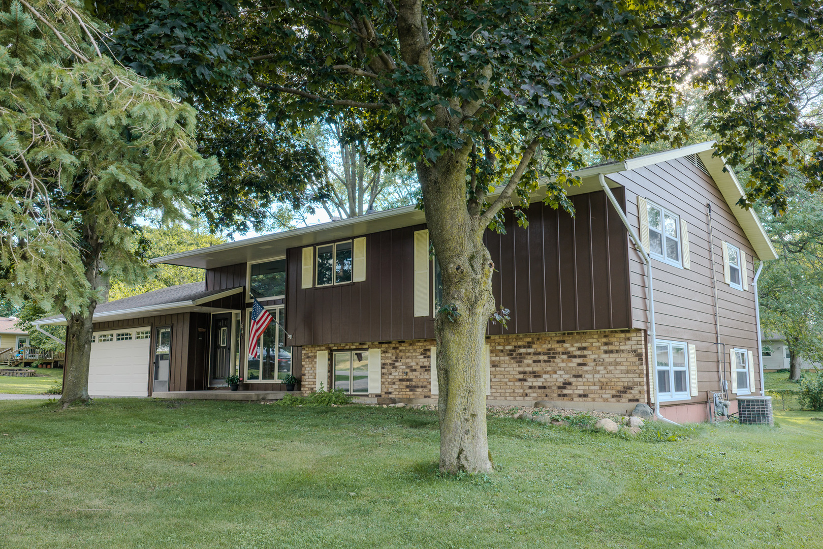 64 S Bunker Hill Road Property Photo 17