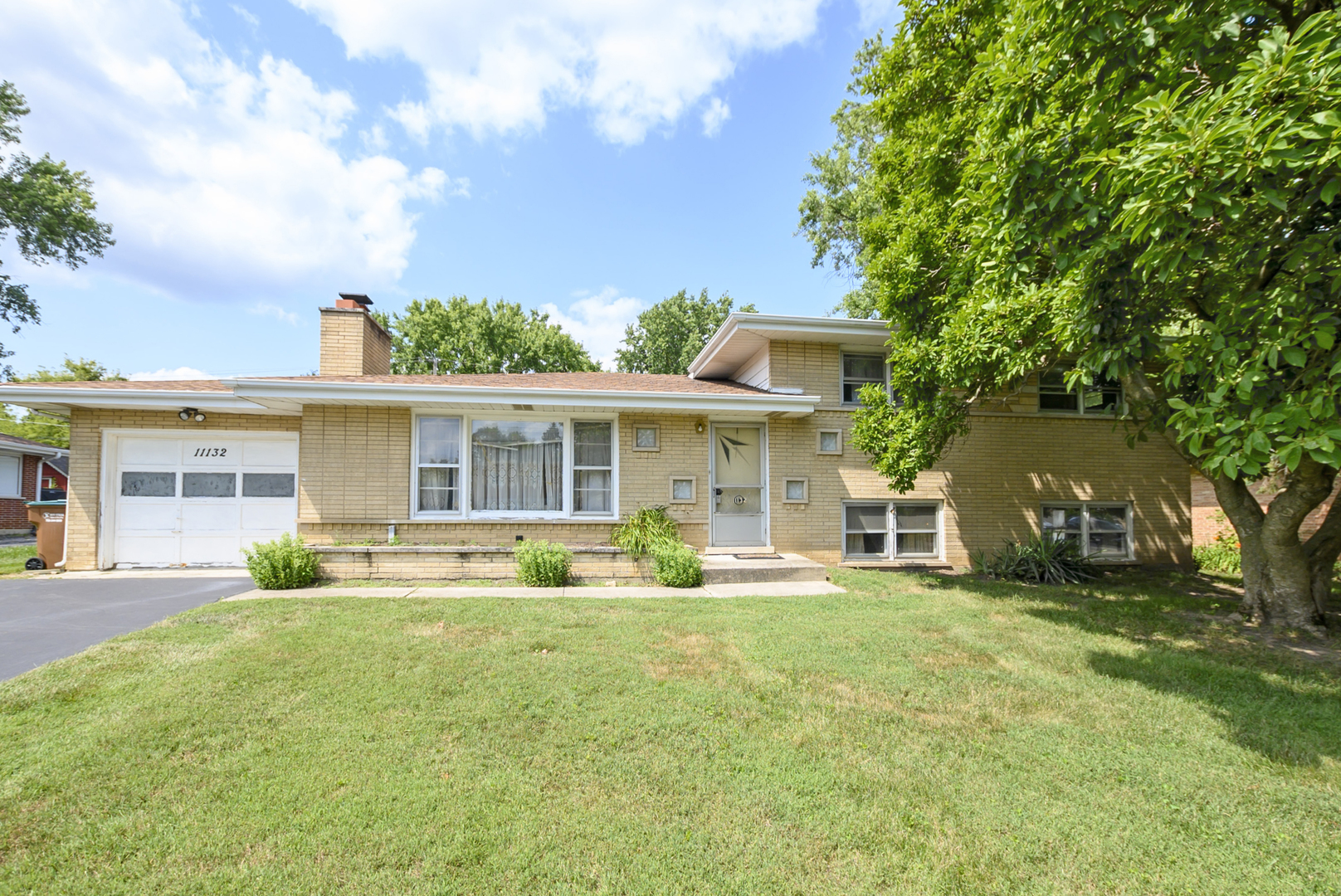 11132 84th Place Property Photo 1
