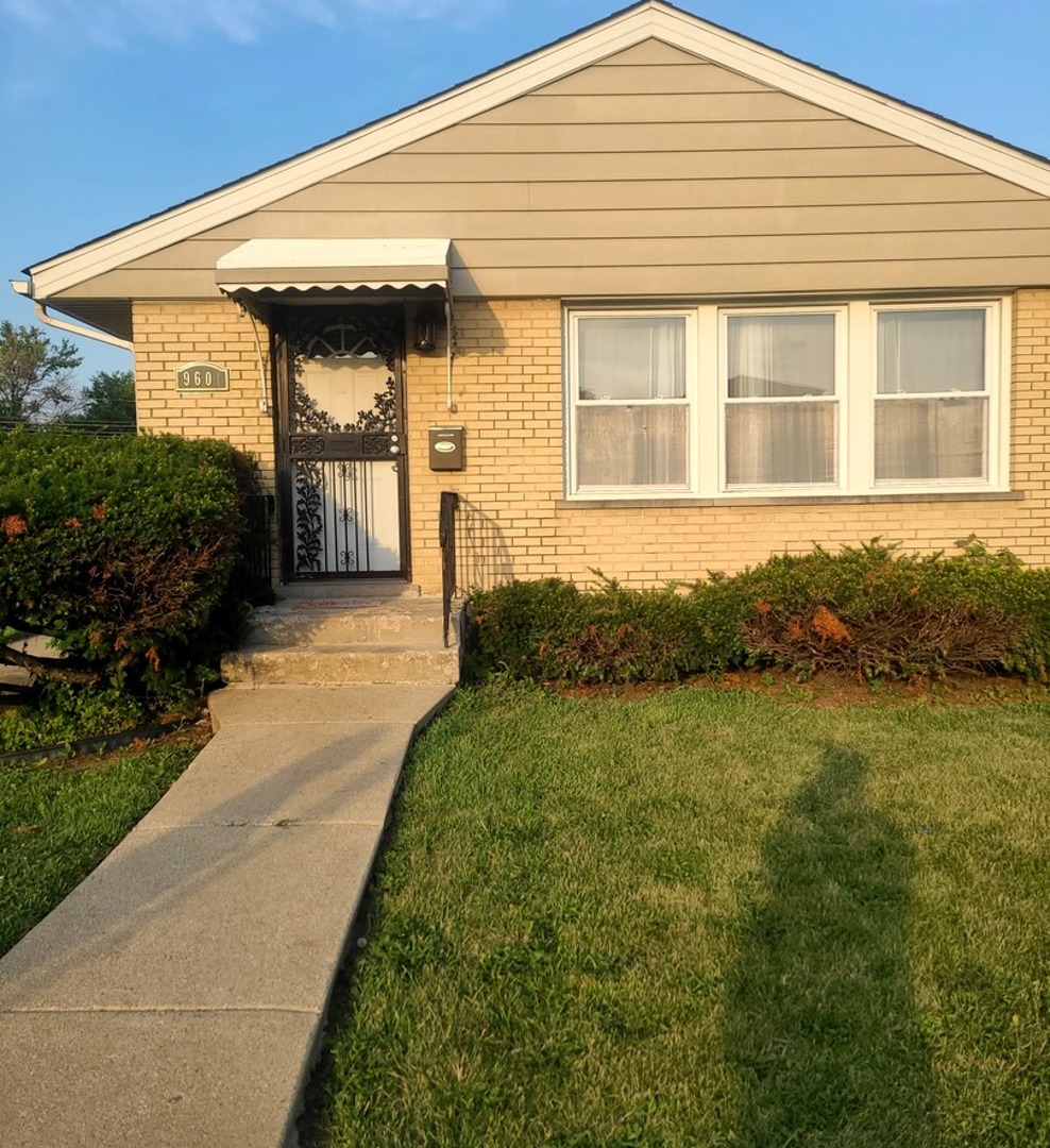 9601 S Princeton Avenue Property Photo 1