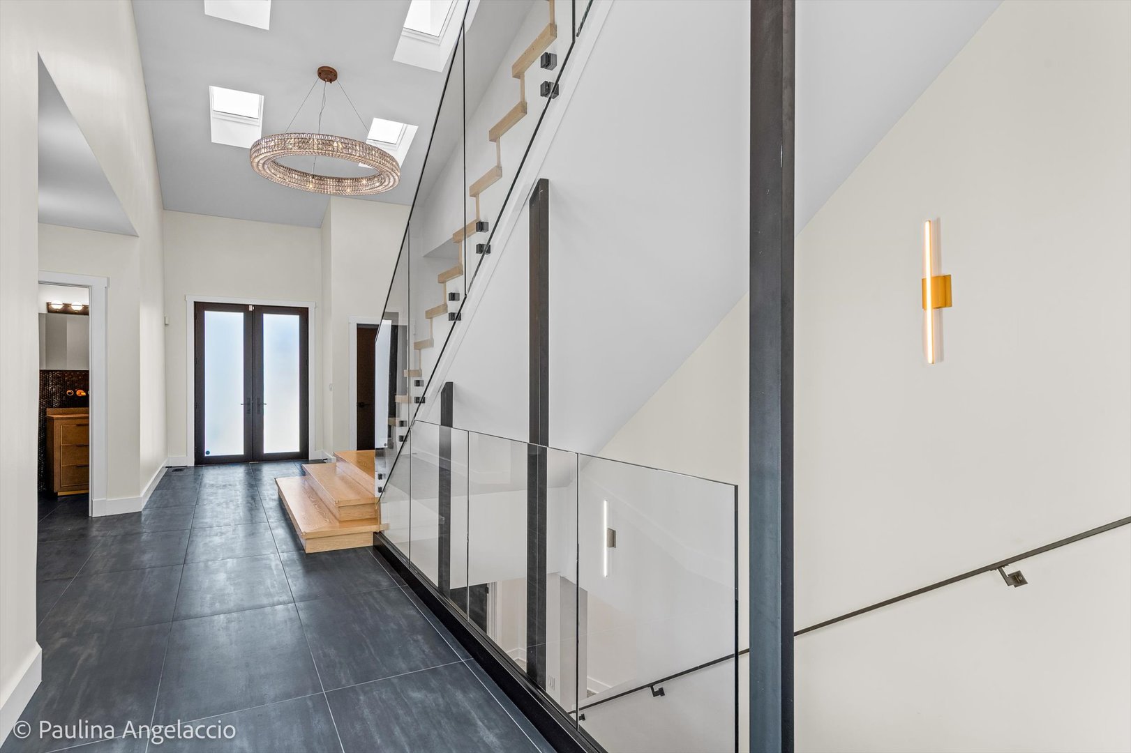 220 Astor Place Property Photo 6