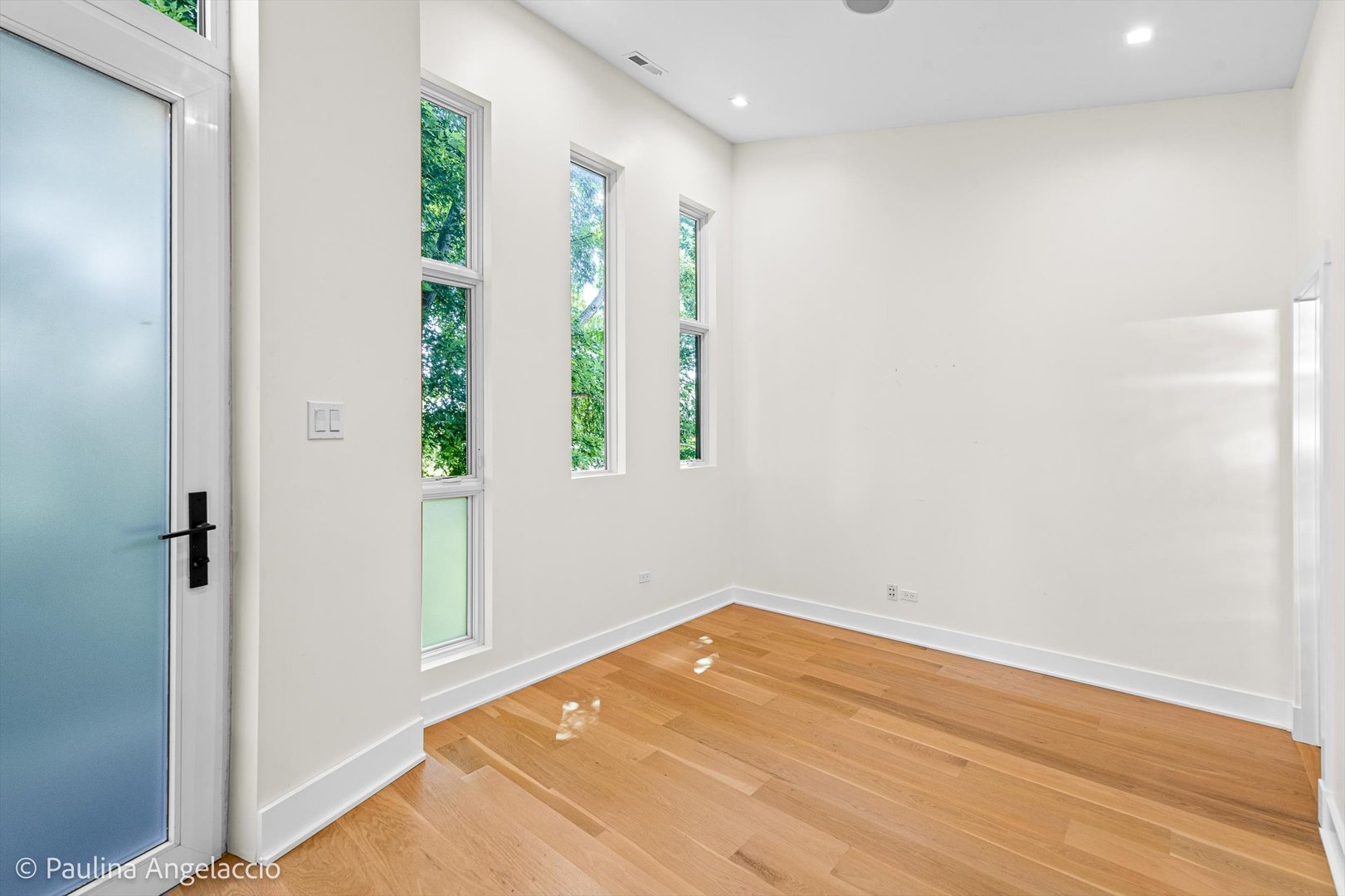 220 Astor Place Property Photo 17