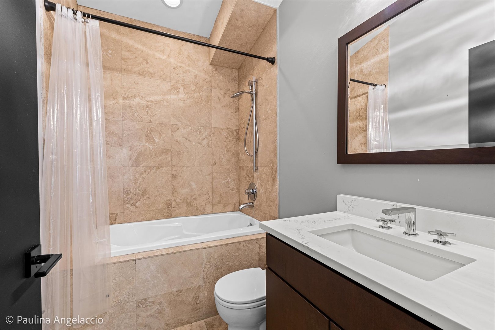 220 Astor Place Property Photo 18