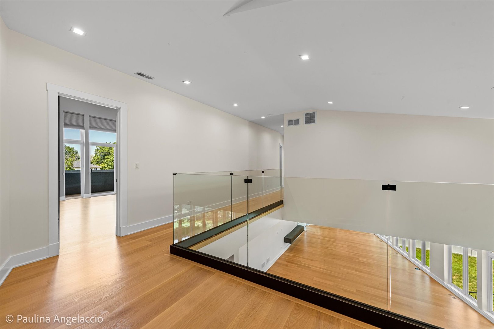 220 Astor Place Property Photo 19