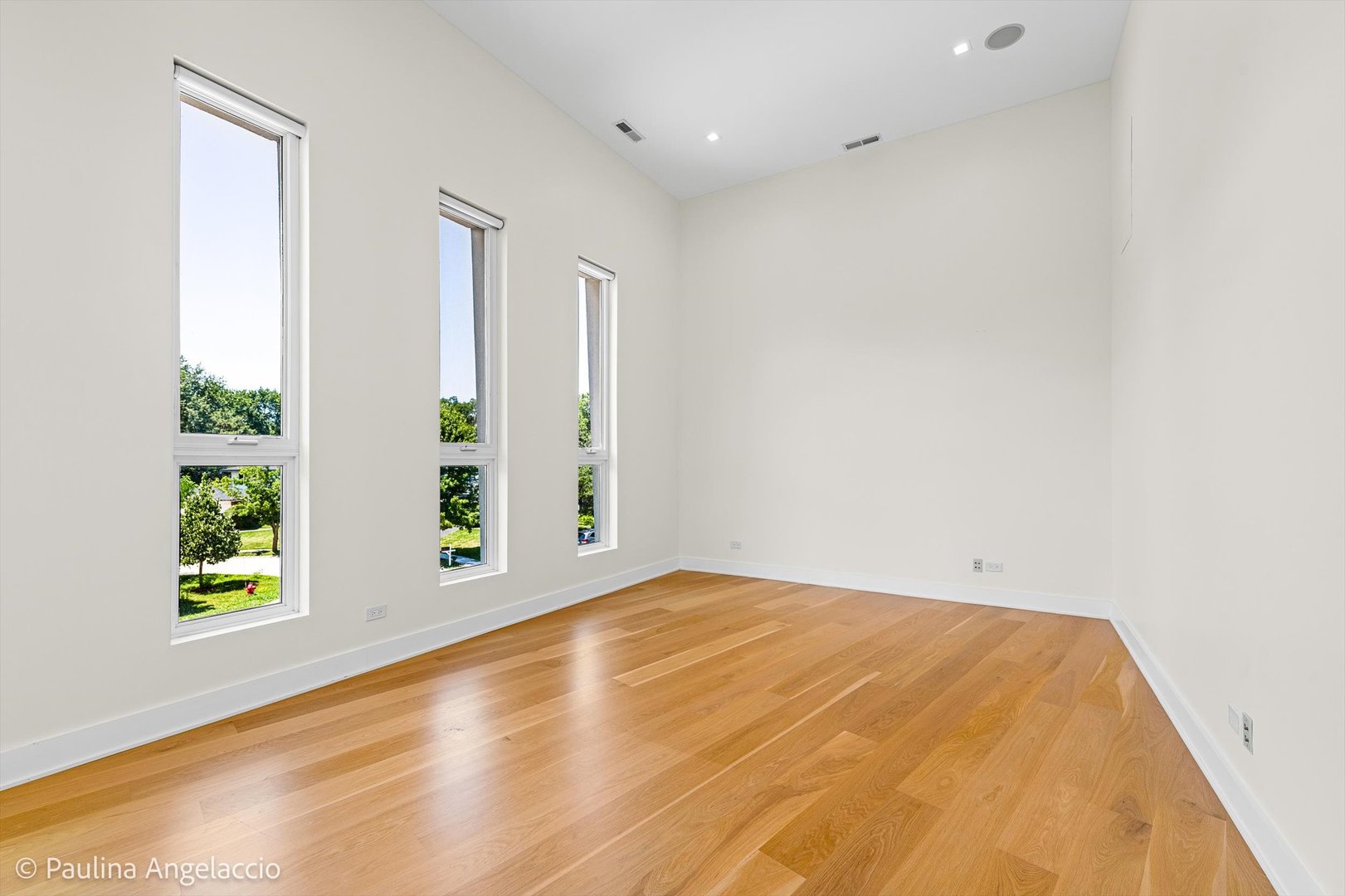 220 Astor Place Property Photo 22