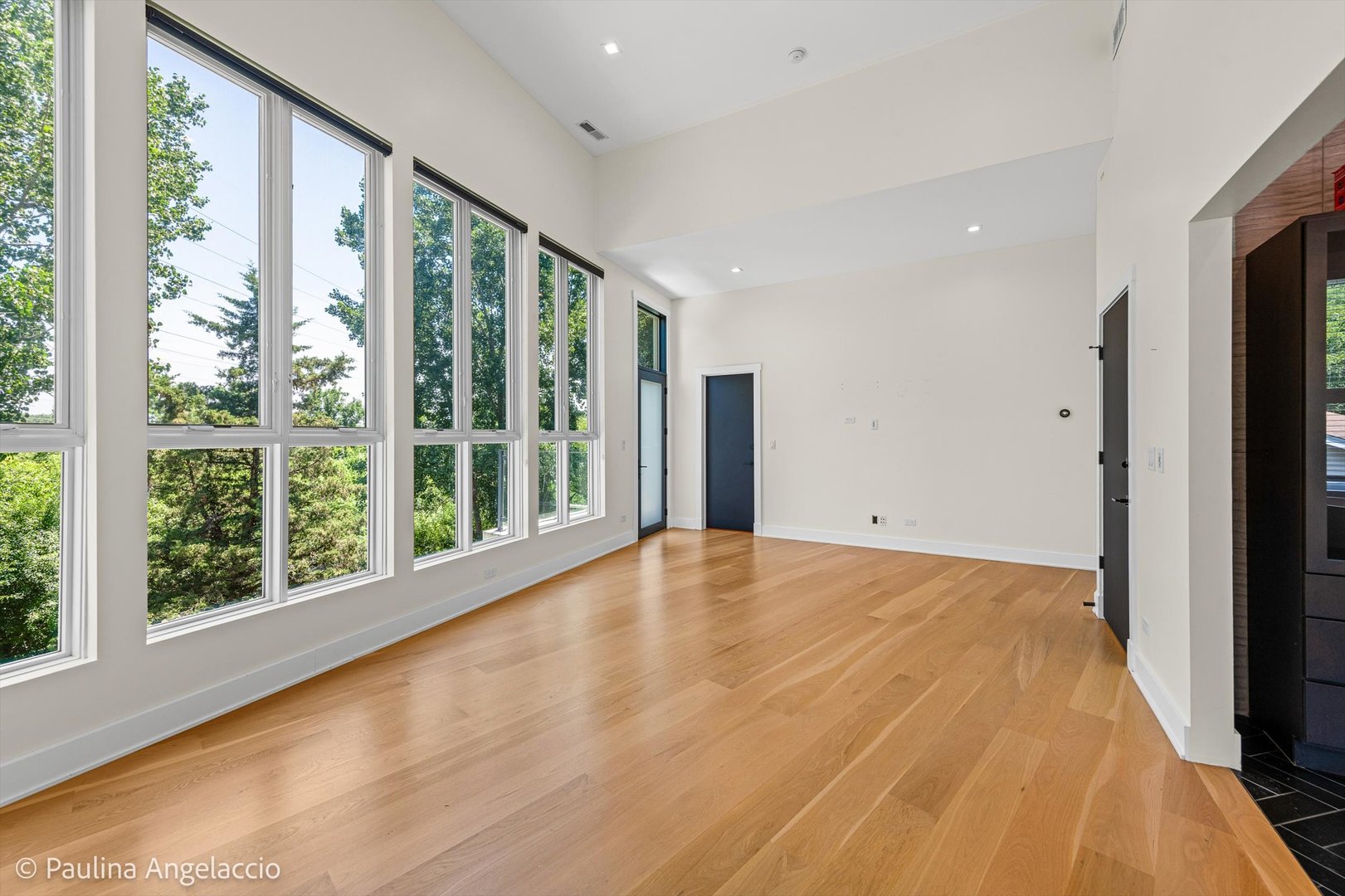 220 Astor Place Property Photo 27