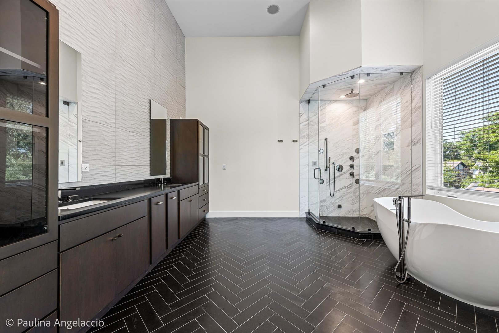 220 Astor Place Property Photo 28