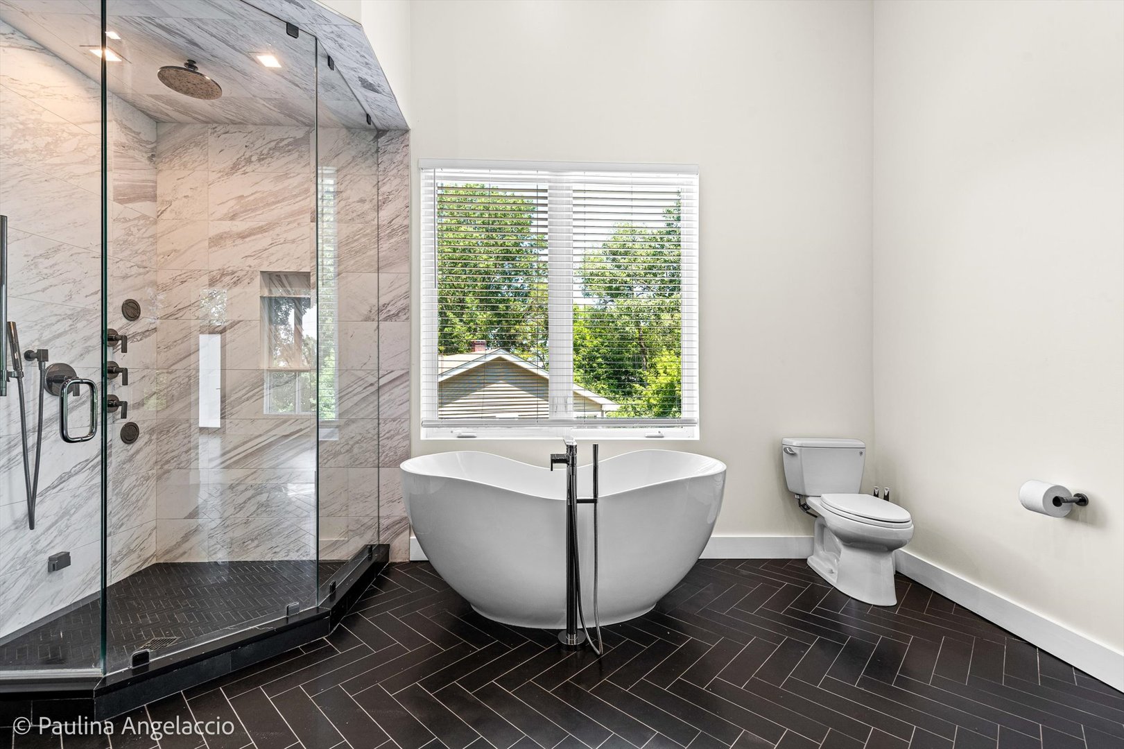 220 Astor Place Property Photo 29