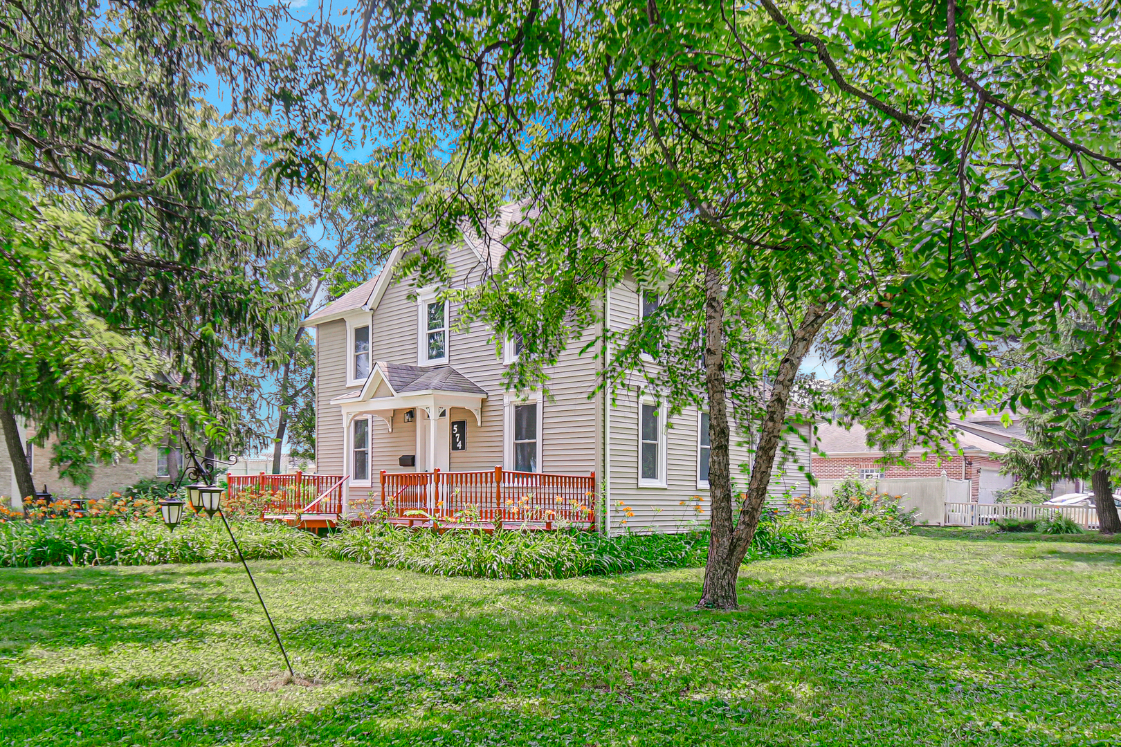574 Herman Street Property Photo 3
