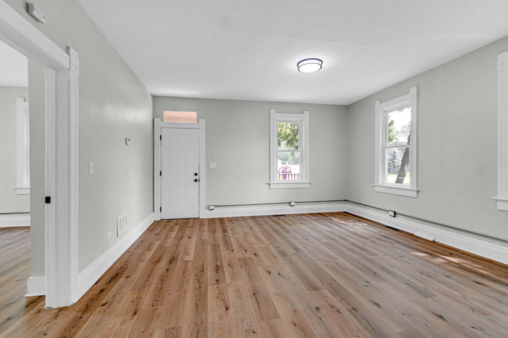 574 Herman Street Property Photo 6