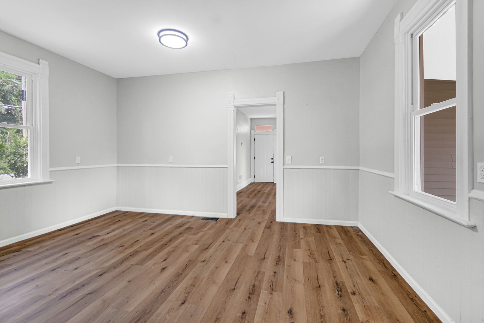 574 Herman Street Property Photo 8