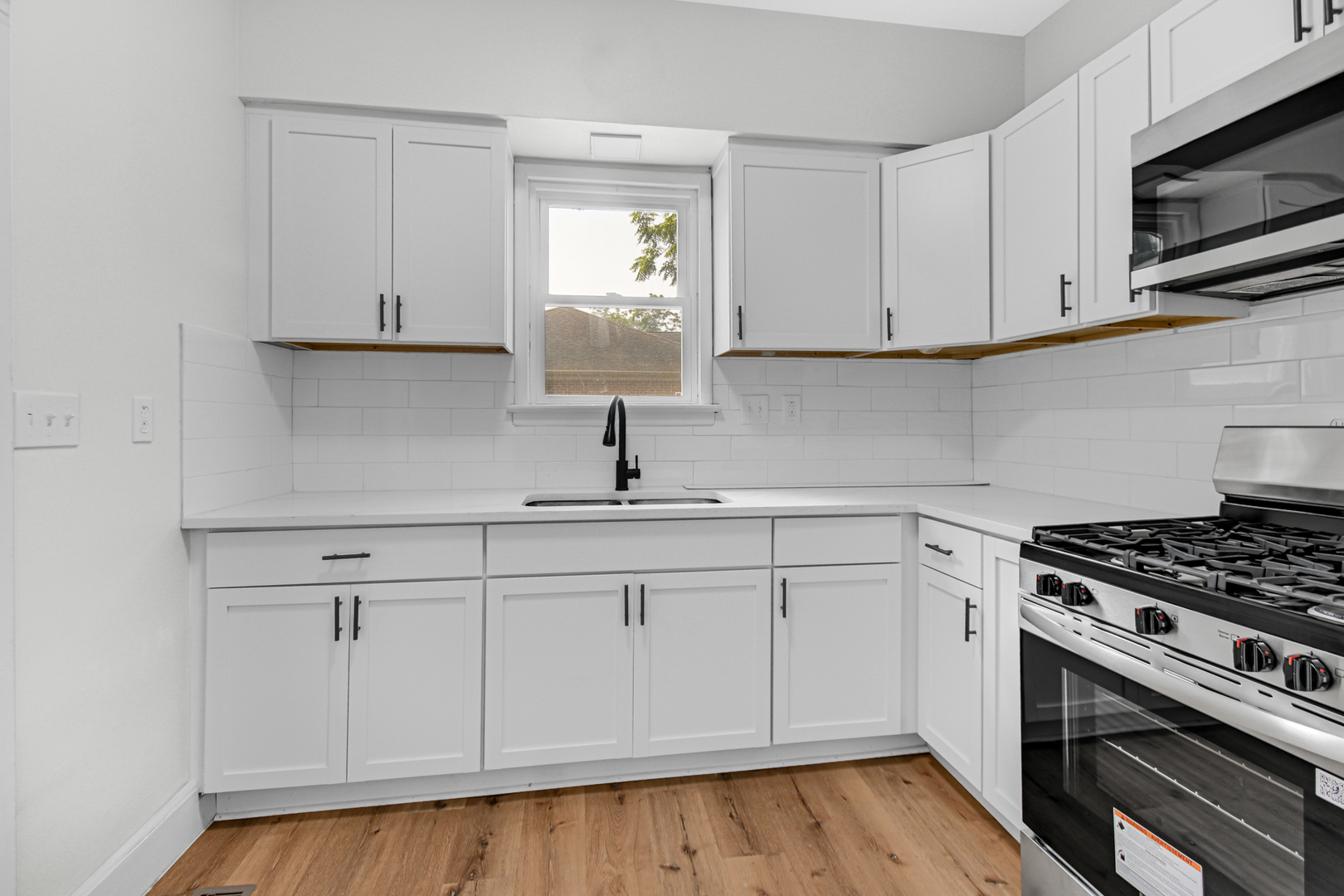 574 Herman Street Property Photo 12