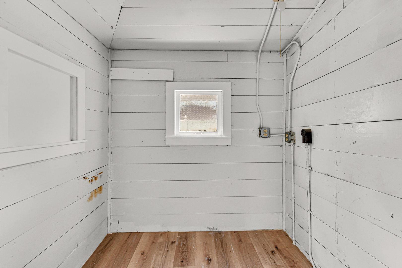 574 Herman Street Property Photo 13