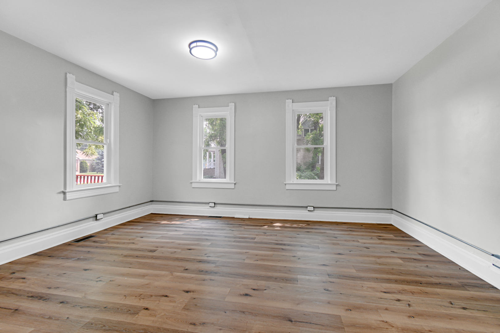 574 Herman Street Property Photo 17