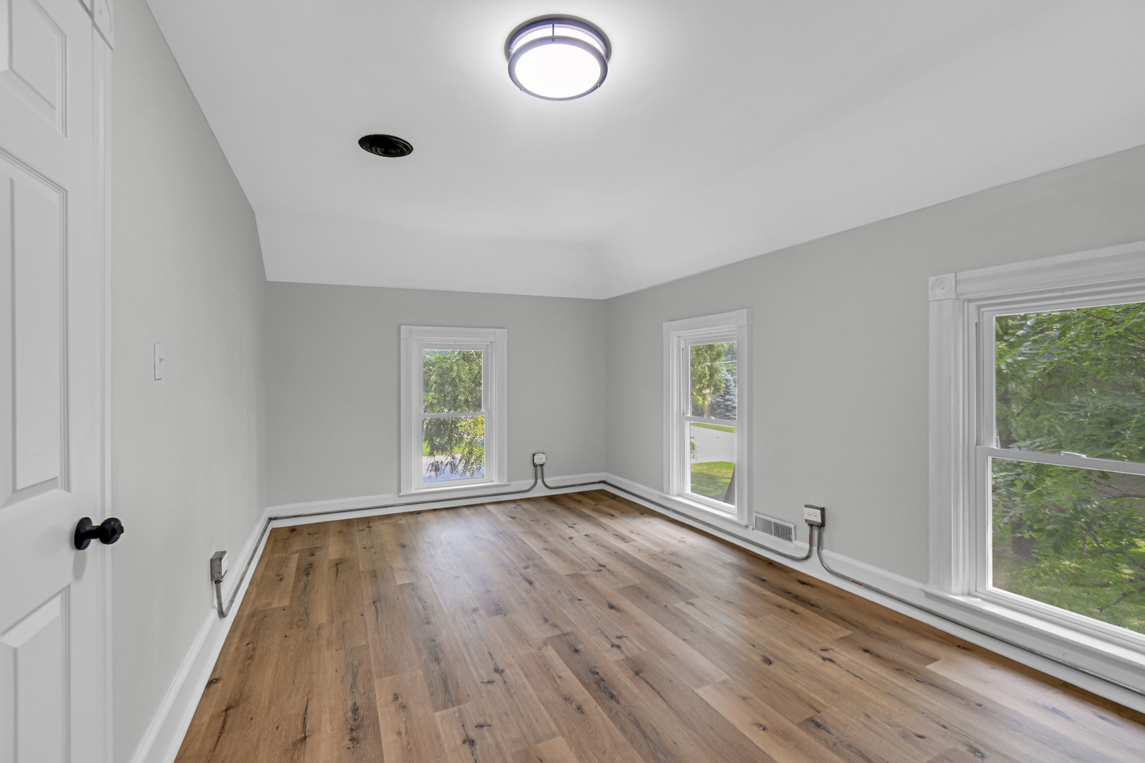 574 Herman Street Property Photo 19