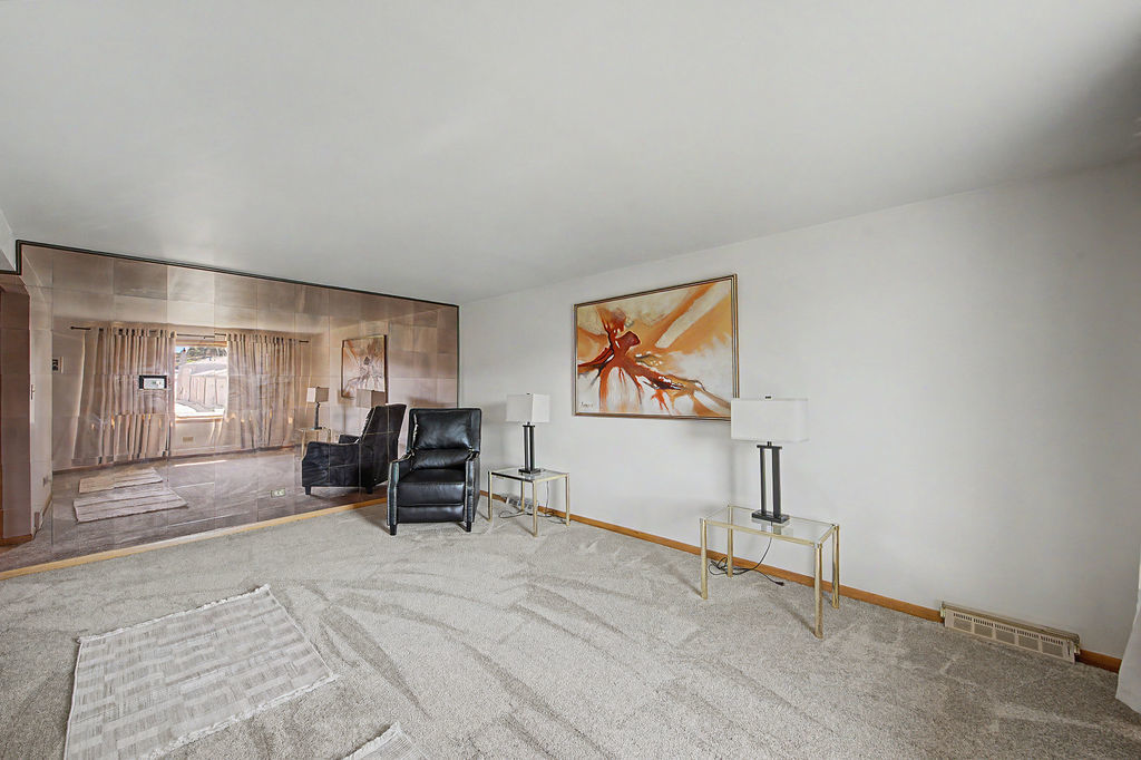 11543 S Ewing Avenue Property Photo 5