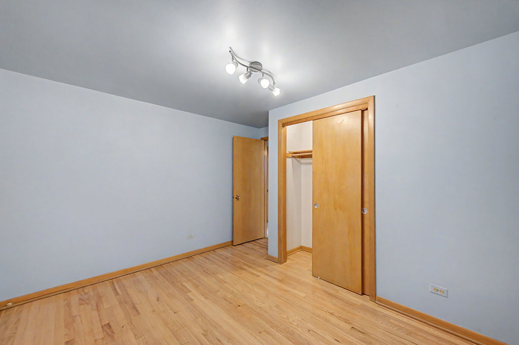 11543 S Ewing Avenue Property Photo 13