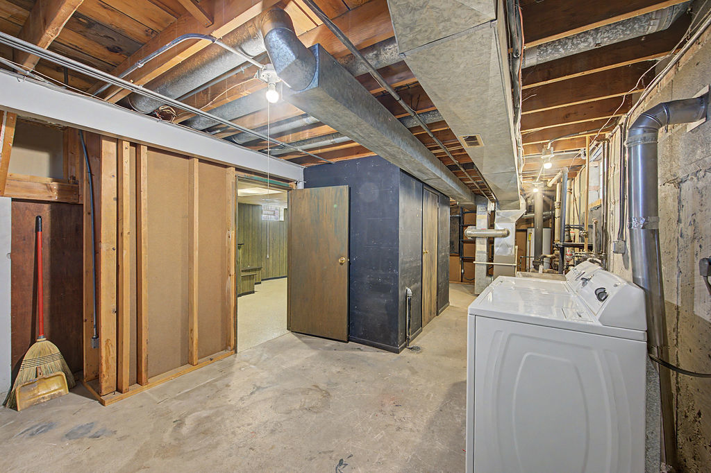 11543 S Ewing Avenue Property Photo 19