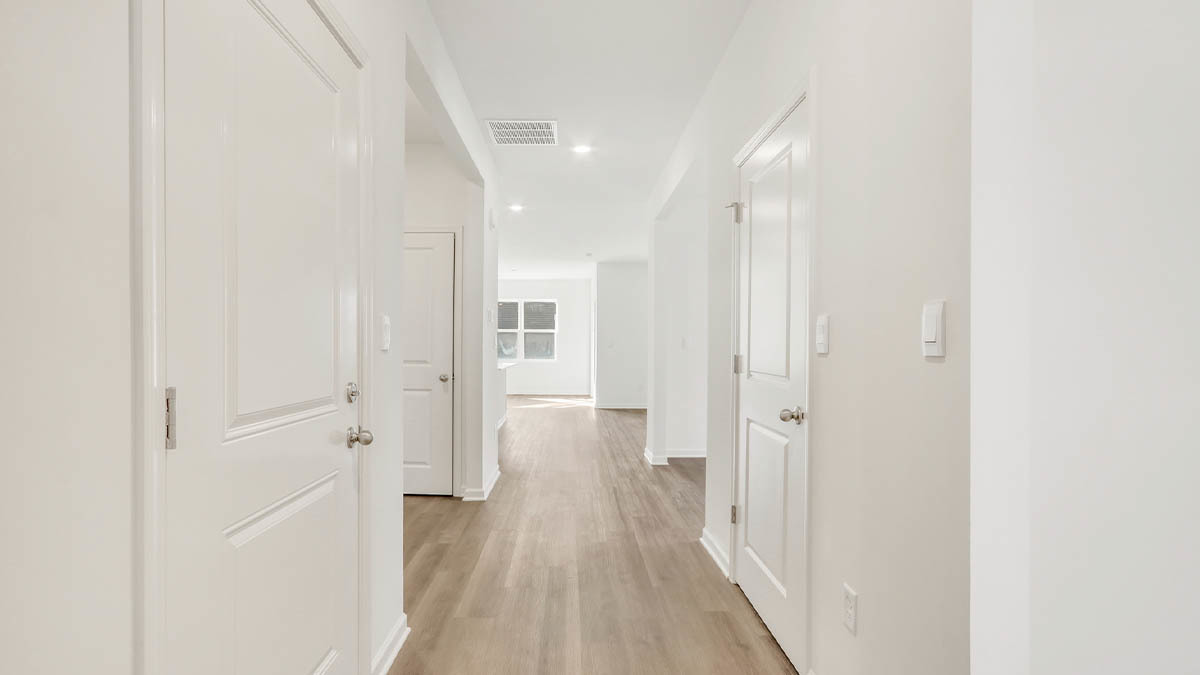6298 Redwood Trail Property Photo 3