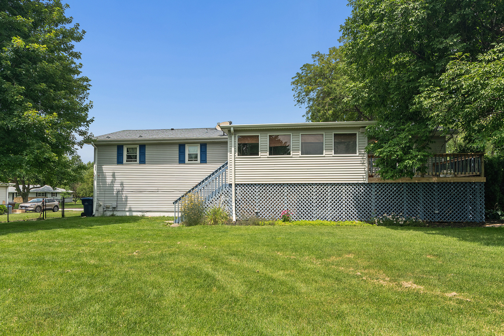 920 Regent Street Property Photo 32